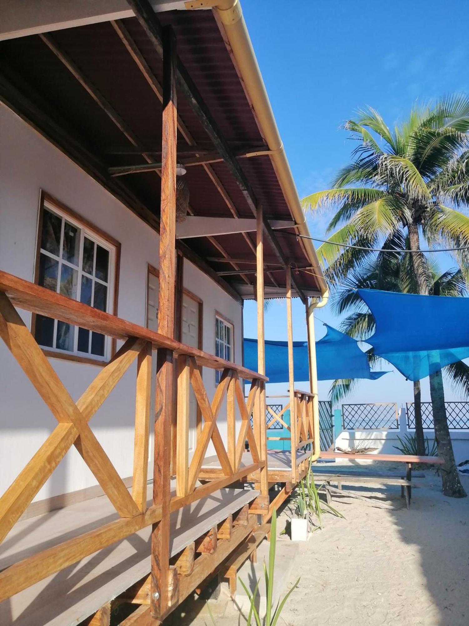 Hostal Punta Cangrejo Сан-Онофре Экстерьер фото